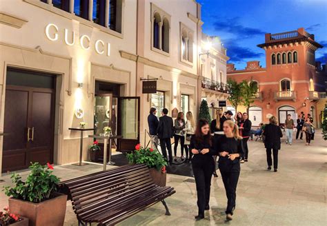 gucci outlet la roca village|la roca village barcelona.